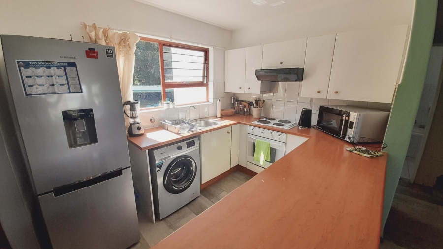 2 Bedroom Property for Sale in Kosmos Ridge North West